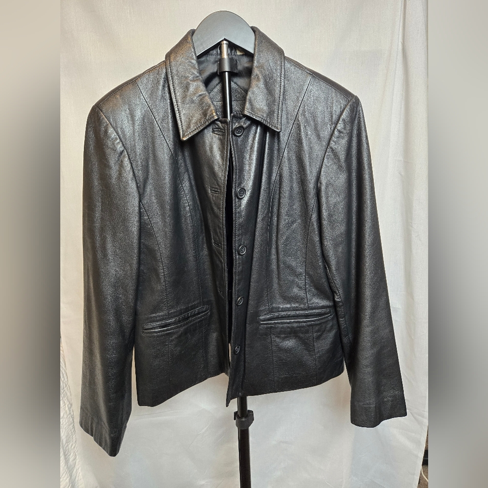 WOMANS Black Leather Jacket